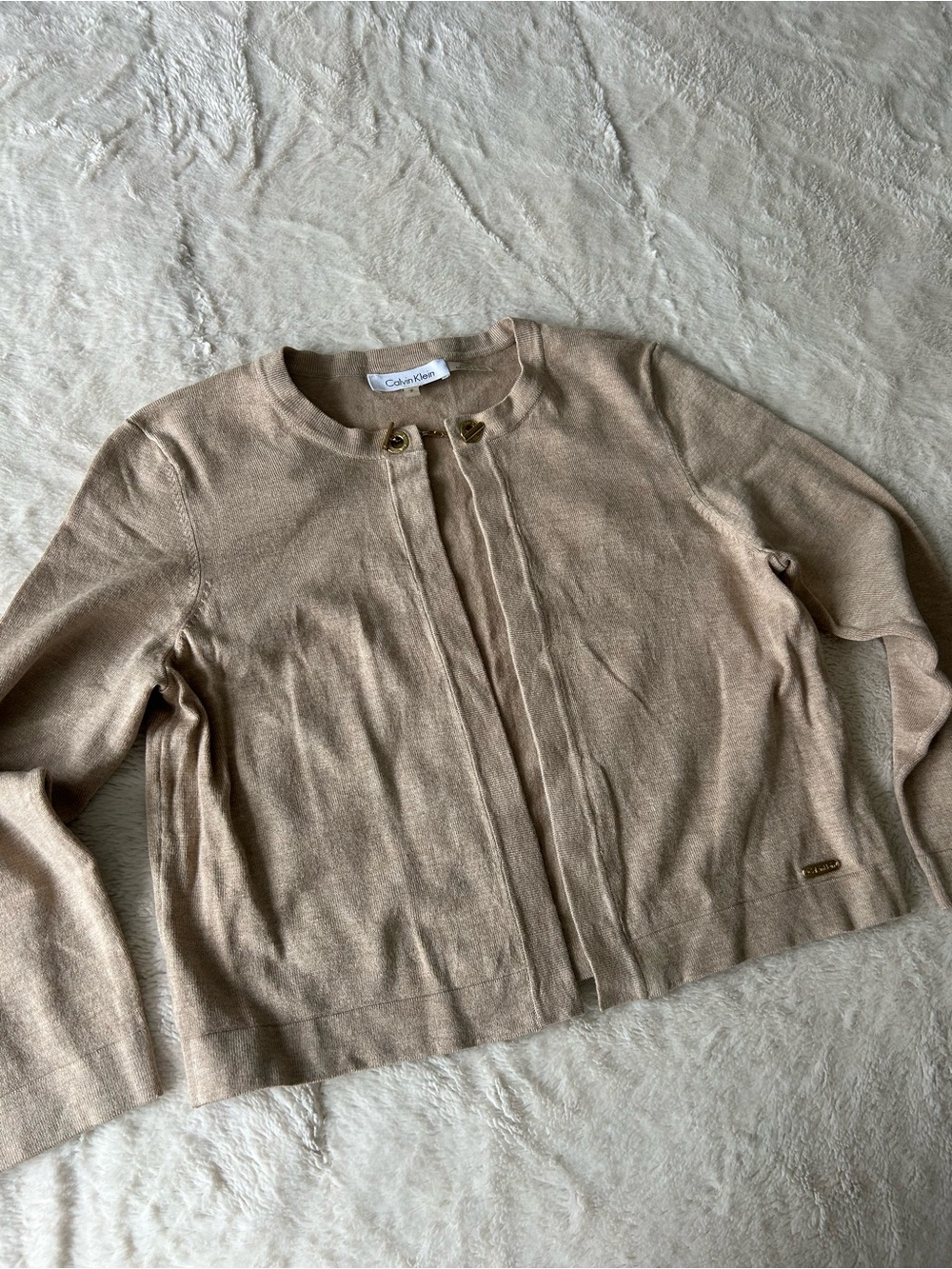 Calvin Klein beige chain clasp 3/4 sleeve cardigan